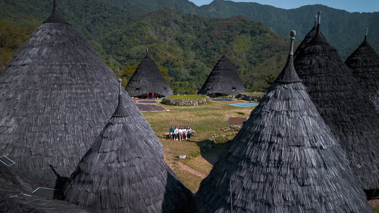 2d1n waerebo village